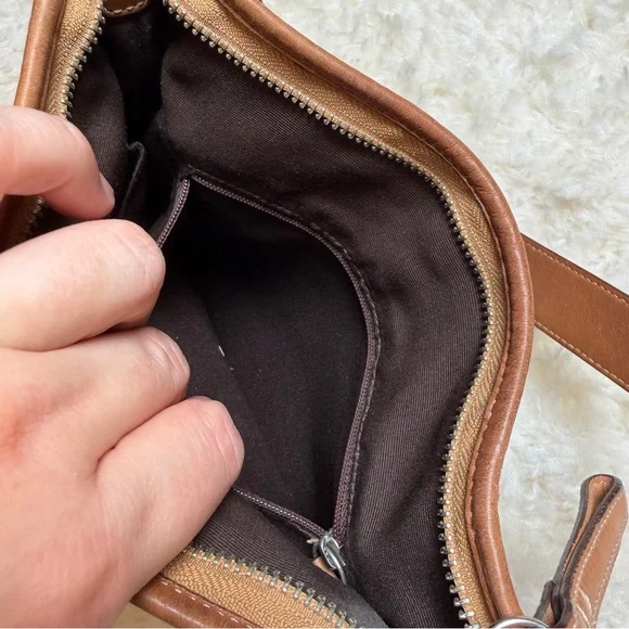 Coach C Brown Small Shoulder Bag - Picture 6 of 9